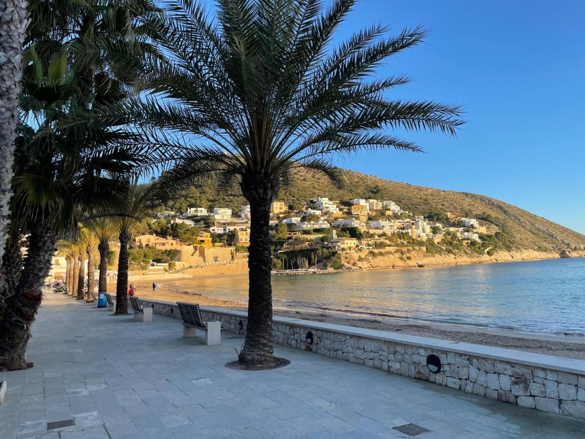 Tranquility, Sun, Breathtaking Views & 7 Minutes Drive To Sea Daire Benitachell Dış mekan fotoğraf