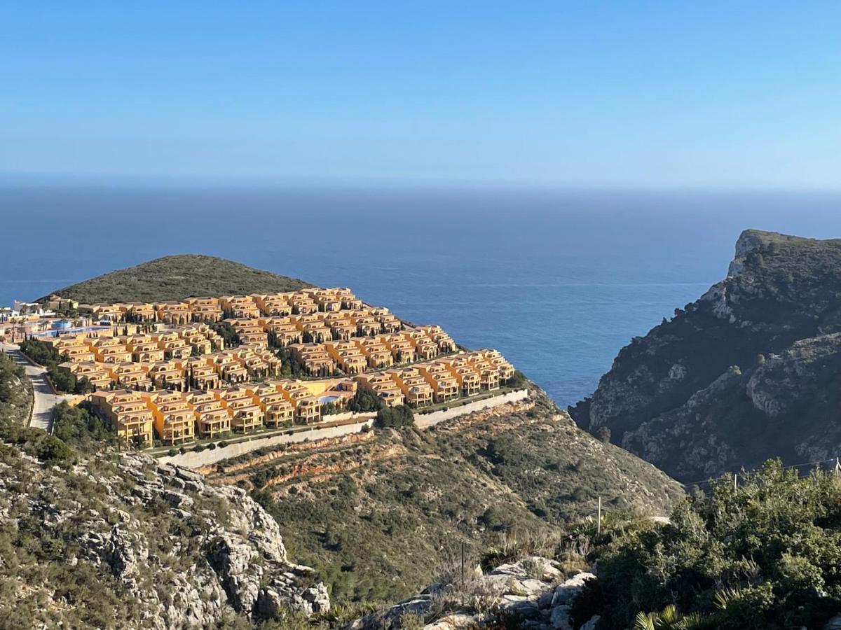 Tranquility, Sun, Breathtaking Views & 7 Minutes Drive To Sea Daire Benitachell Dış mekan fotoğraf