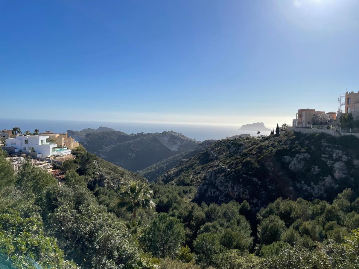 Tranquility, Sun, Breathtaking Views & 7 Minutes Drive To Sea Daire Benitachell Dış mekan fotoğraf